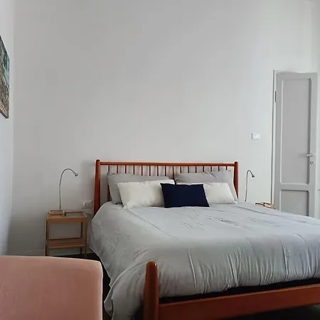 Near The Lake - Apt/quiet/parking 切尔诺比奥