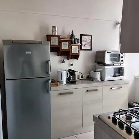 Near The Lake - Apt/quiet/parking Apartment Cernobbio