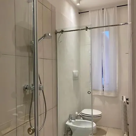 Apartment Near The Lake - Apt/quiet/parking Cernobbio
