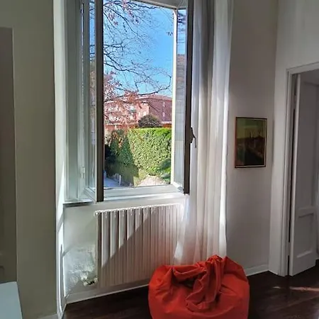 Apartmán Near The Lake - Apt/quiet/parking *